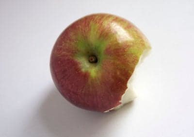 Macoun apple