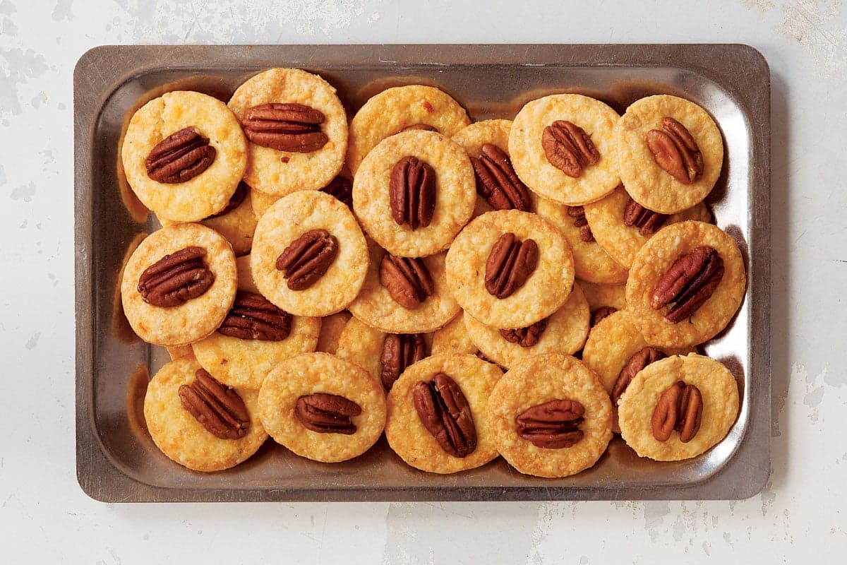 Pecan Cheese Wafers