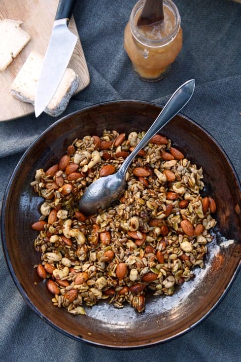Balsamic-Spiced Nuts and Seeds (Heta Nötter)
