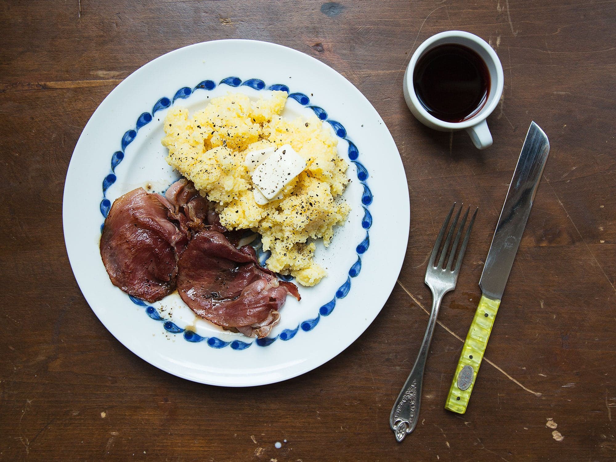 COUNTRY HAM WITH RED-EYE GRAVY AND GRITS