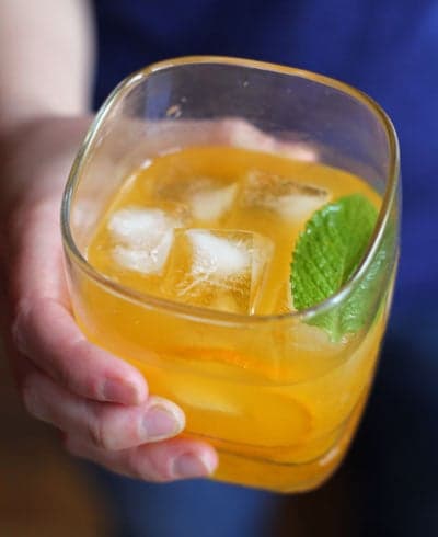 Tangerine-Mint Sparkling Margarita
