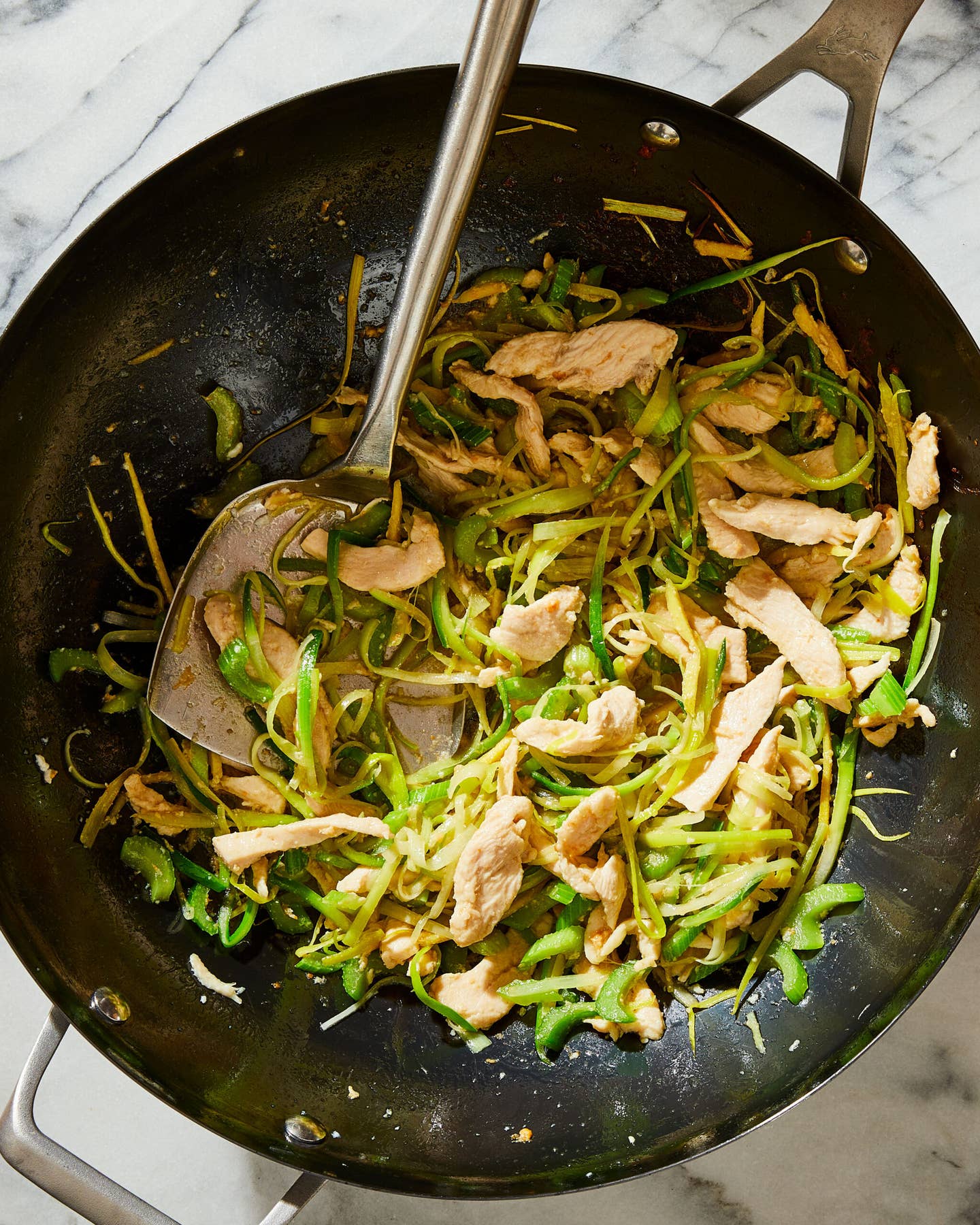 Jirou Chao Qincai (Stir-Fried Chicken with Celery)