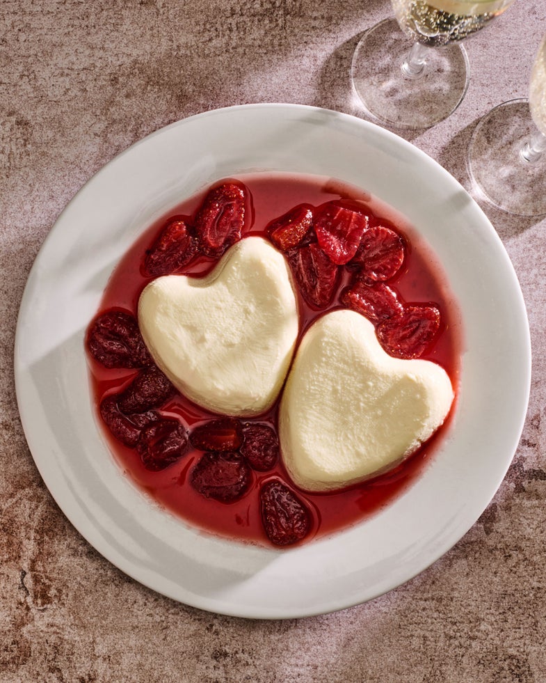 Coeur à la Crème With Caramelized Strawberries