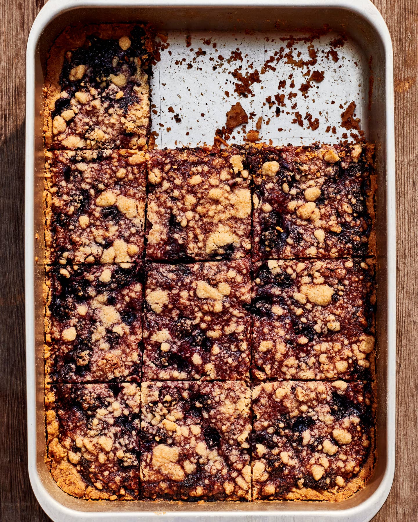 Blueberry-Poppy Seed Squares (Borůvkový Koláč)