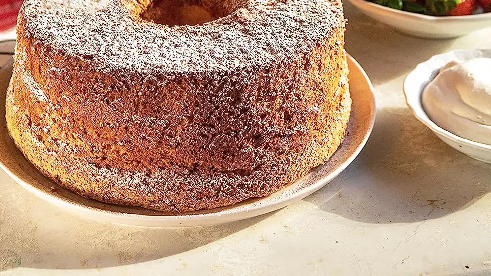 Saveur Artisan Angel Food cake pan