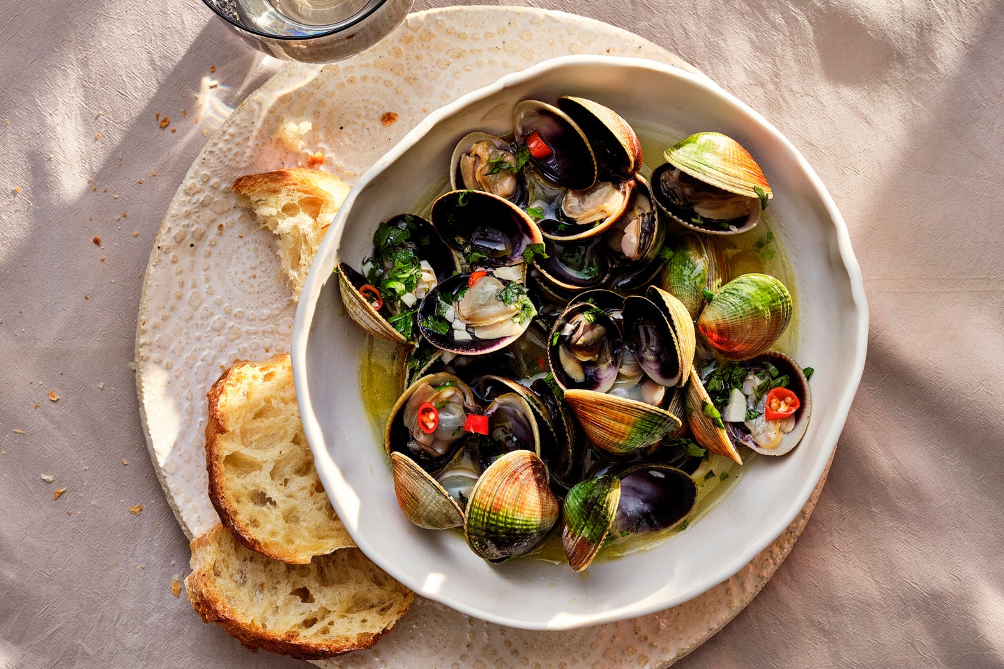 Clams in Sherry Sauce Recipe