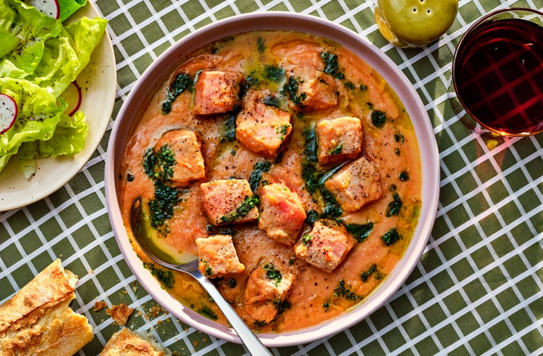 Spain’s Coziest Fish Dish Is Atún con Tomate (Tuna and Tomato Stew)