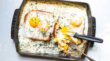 Baked French Toast with Cream and Eggs (Oeufs au Plat Bressanne)