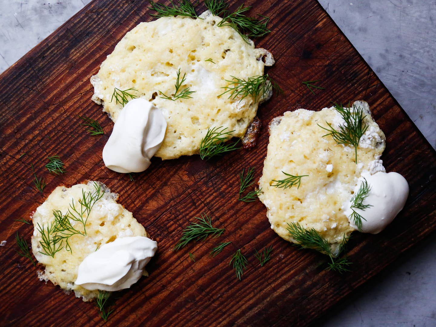 Cottage Cheese Pancakes with Sour Cream and Dill (Lidnivikis)