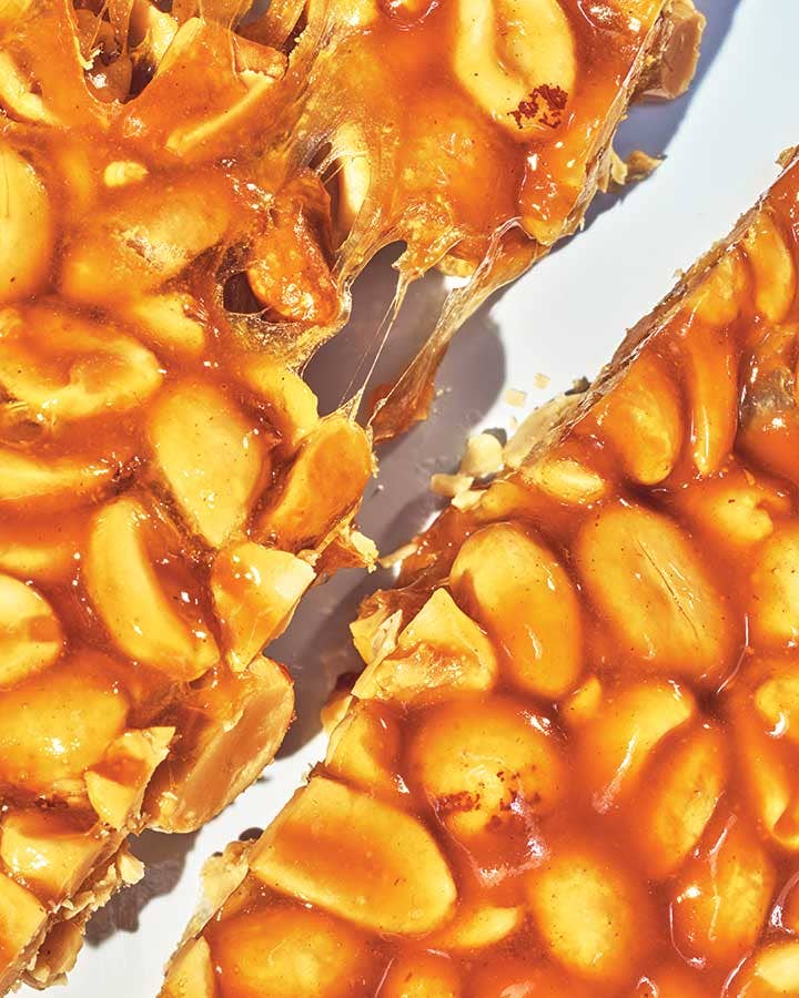 Mexican Peanut Brittle (Palanquetas de Cacahuates)
