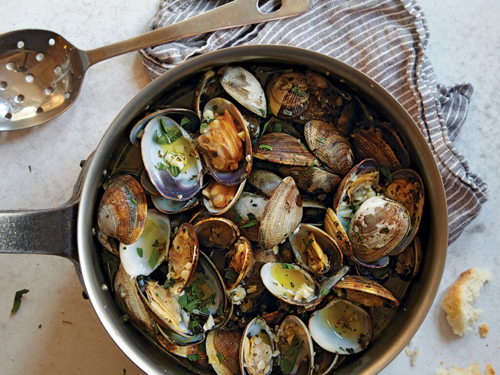 Garlic-Steamed Manila Clams