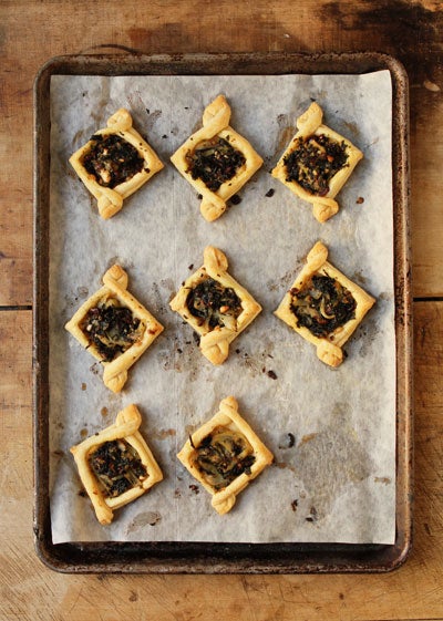 Kale Tarts with Fennel and Olives