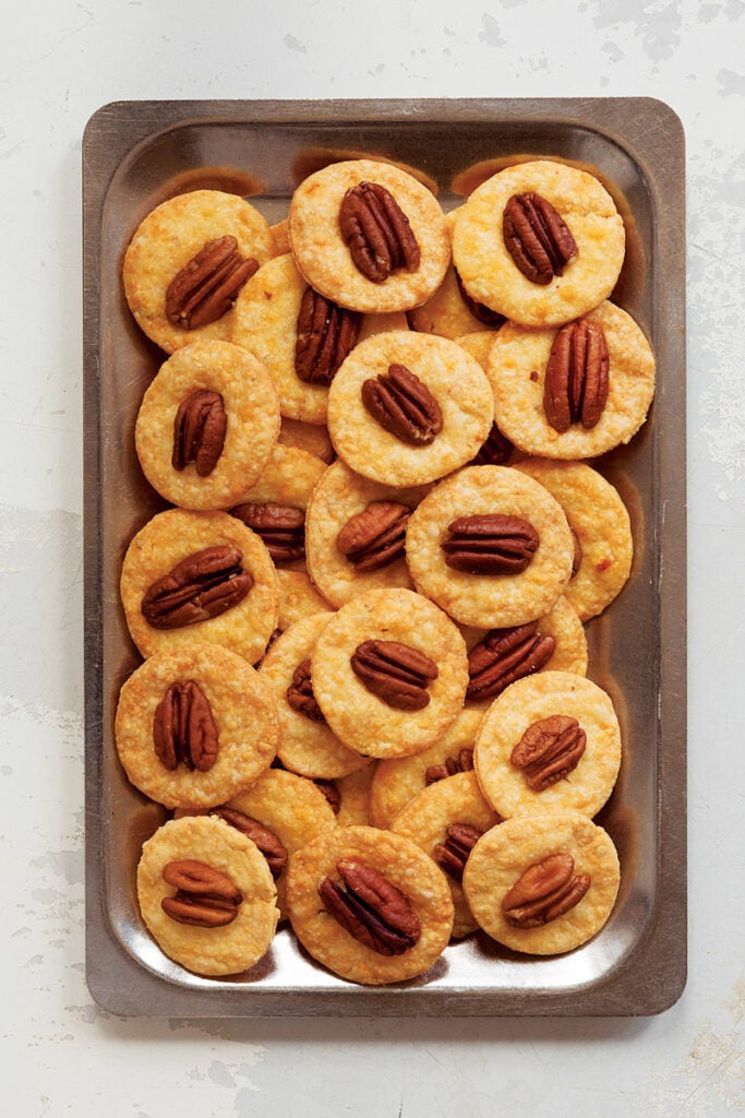 Pecan Cheese Wafers