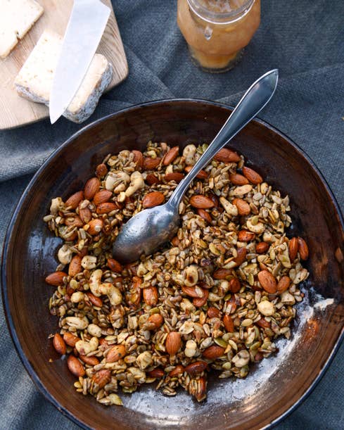 Heta Nötter (Balsamic-Spiced Nuts and Seeds)