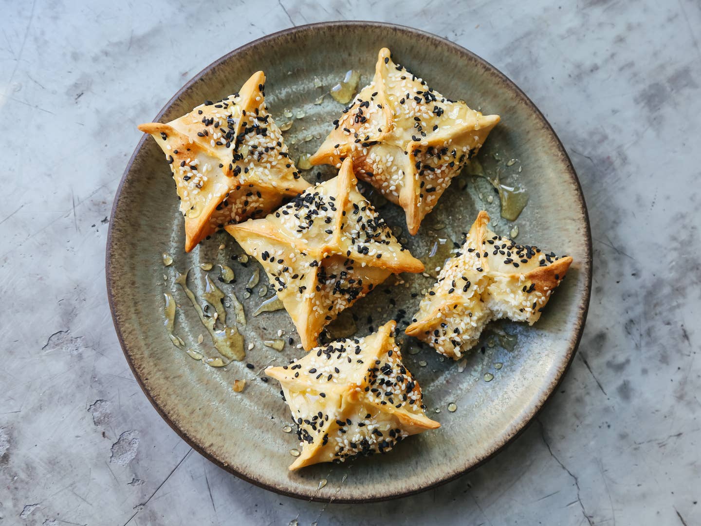 Cretan Cheese Pies with Thyme and Honey (Kalitsounia)