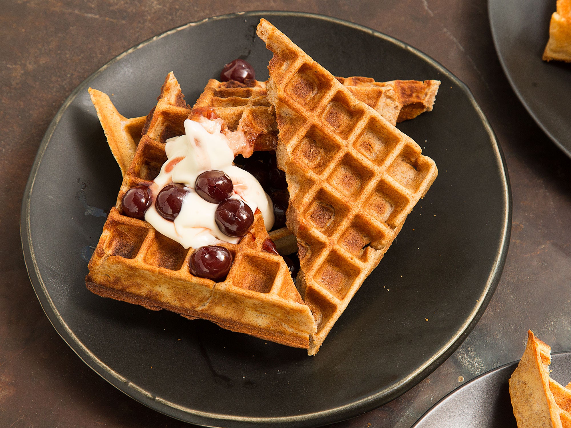Waffle. Бельгийские вафли Цезарь. Венские вафли с творогом в электровафельнице. Вафли бельгийские творожные. Веские творожные вафли.