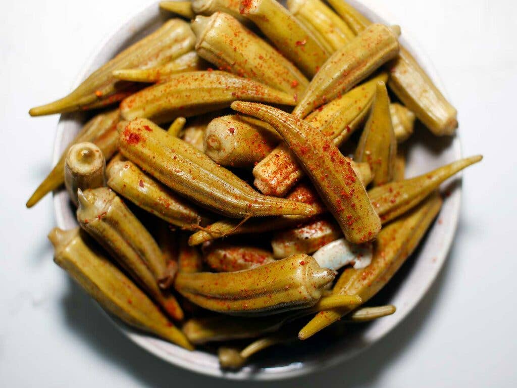 Spicy pickled okra