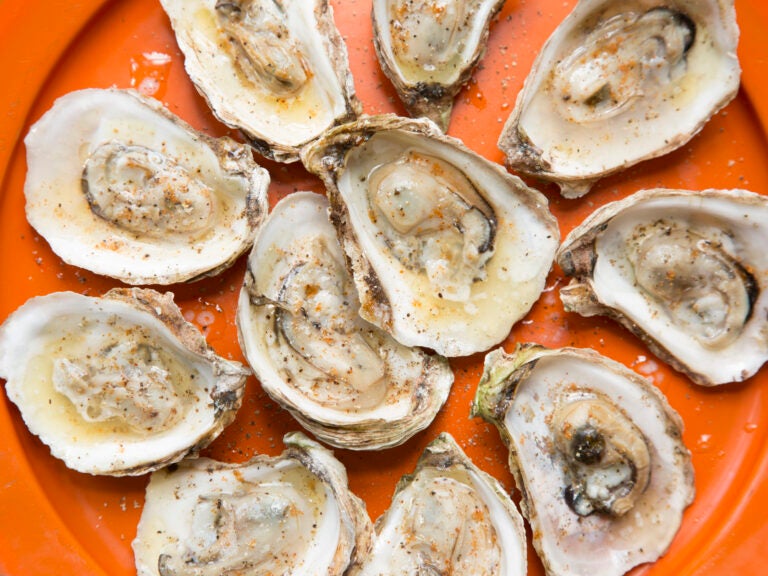 Our 25 Best American Finger Foods Because Sometimes Eating With Your Hands Is Encouraged