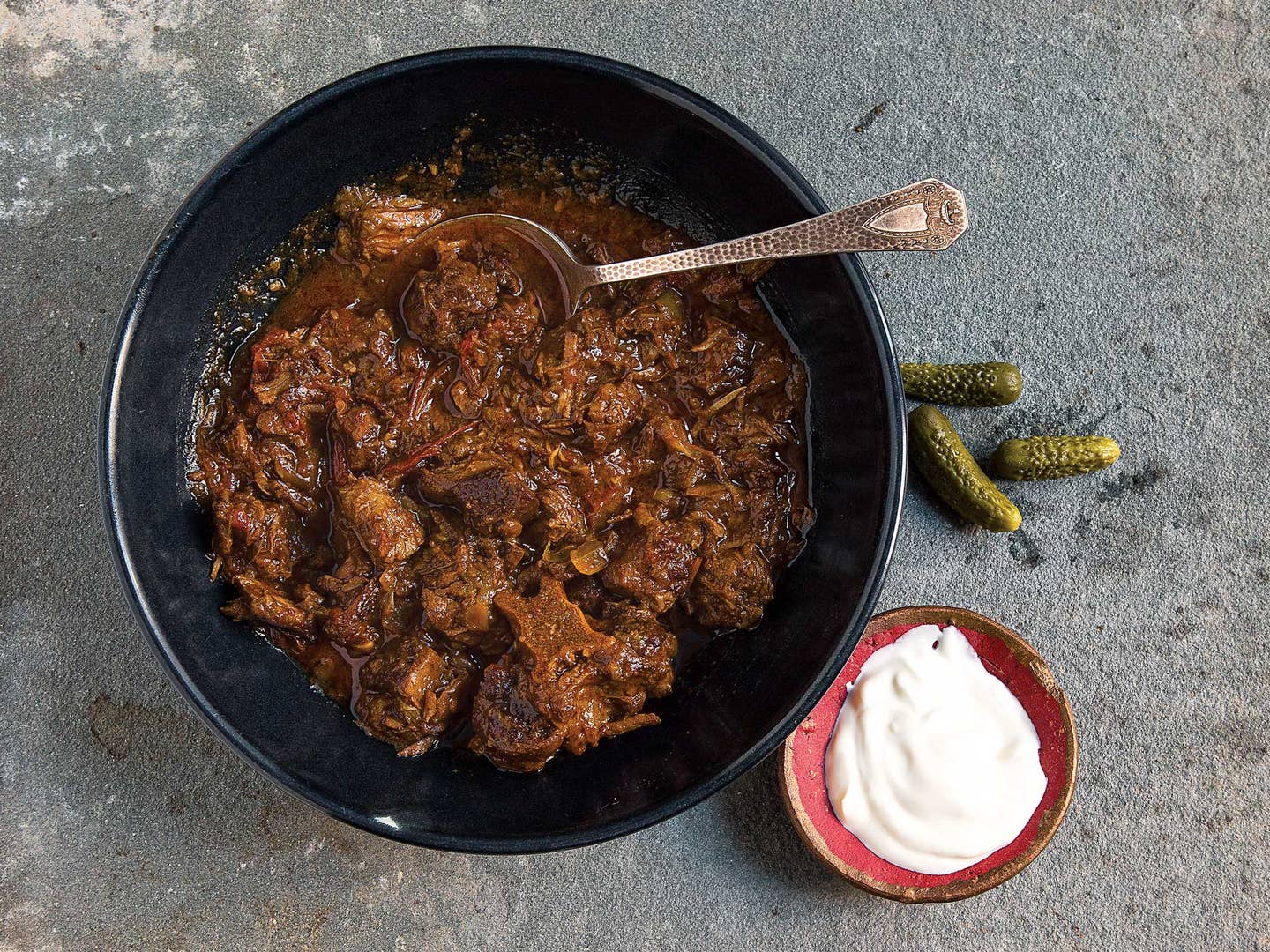 Hungarian Braised Beef with Paprika (Pörkölt)