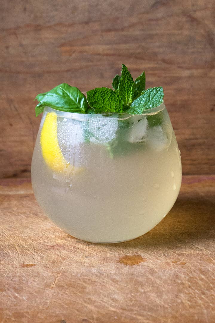 20 White Wine Cocktails to Try 8 The Saint