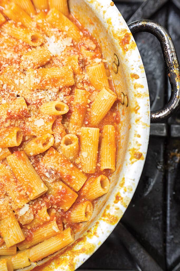 Rigatoni with Pancetta Tomato Sauce (Rigatoni all'Amatriciana)