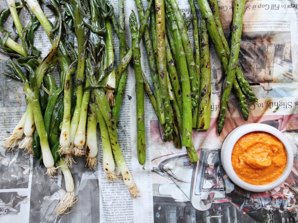 Grilled Calçots and Asparagus with Romesco Sauce