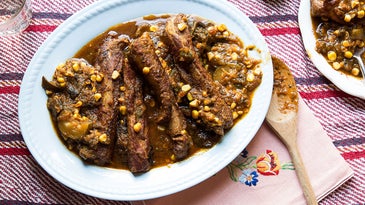 Mexican Braised Spare Ribs With Squash and Corn