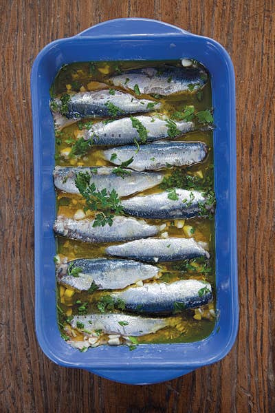 Marinated Sardines (Sardeles Ladolemono)