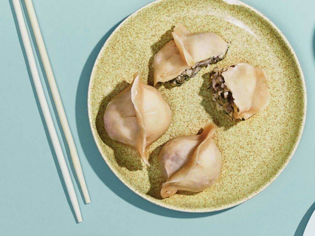 steamed mixed shellfish dumplings