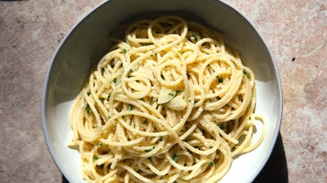 Nick Anderer's Spaghetti with Garlic and Olive Oil