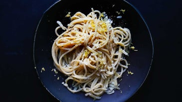 Lemon-Infused Spaghetti with Oil and Provolone