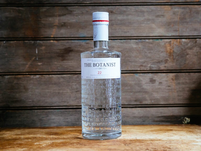 11 Exceptional Gins to Drink Right Now
