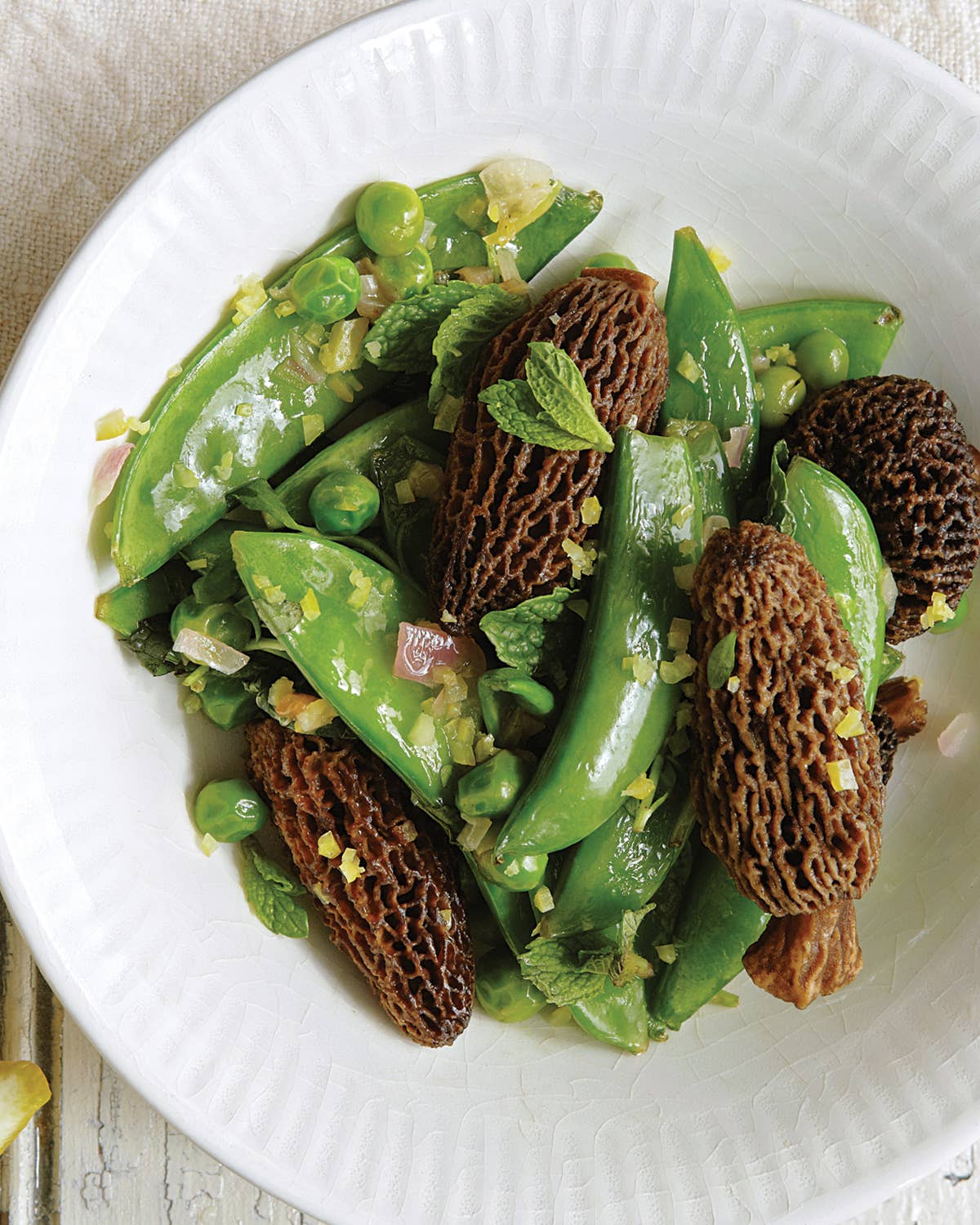 Morels with Mint, Peas, and Shallot