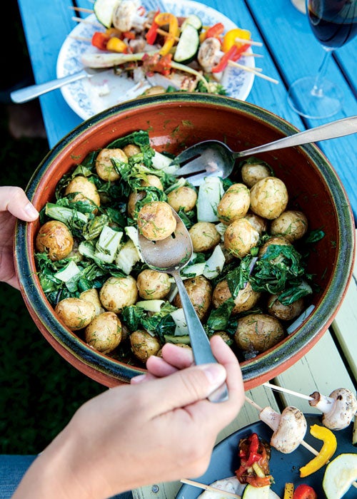 Kohlrabi Potato Salad (Potatissallad med Kålrabbi och Dill)