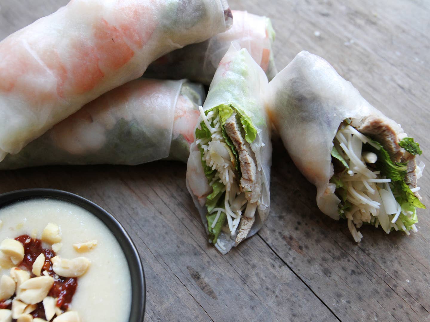Summer Roll with Dipping Sauce (Gỏi Cuon Sot Tuong)