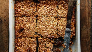 Maple Squares with Walnuts