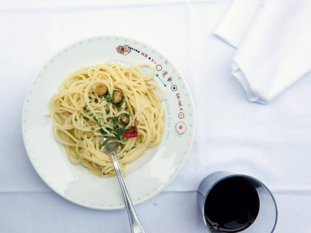 httpswww.saveur.comsitessaveur.comfilesrome-spaghetti-with-garlic-chile-2000&#215;1500-wyner.jpg