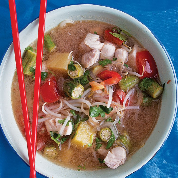 Sour Fish Soup (Canh Chua Cá)