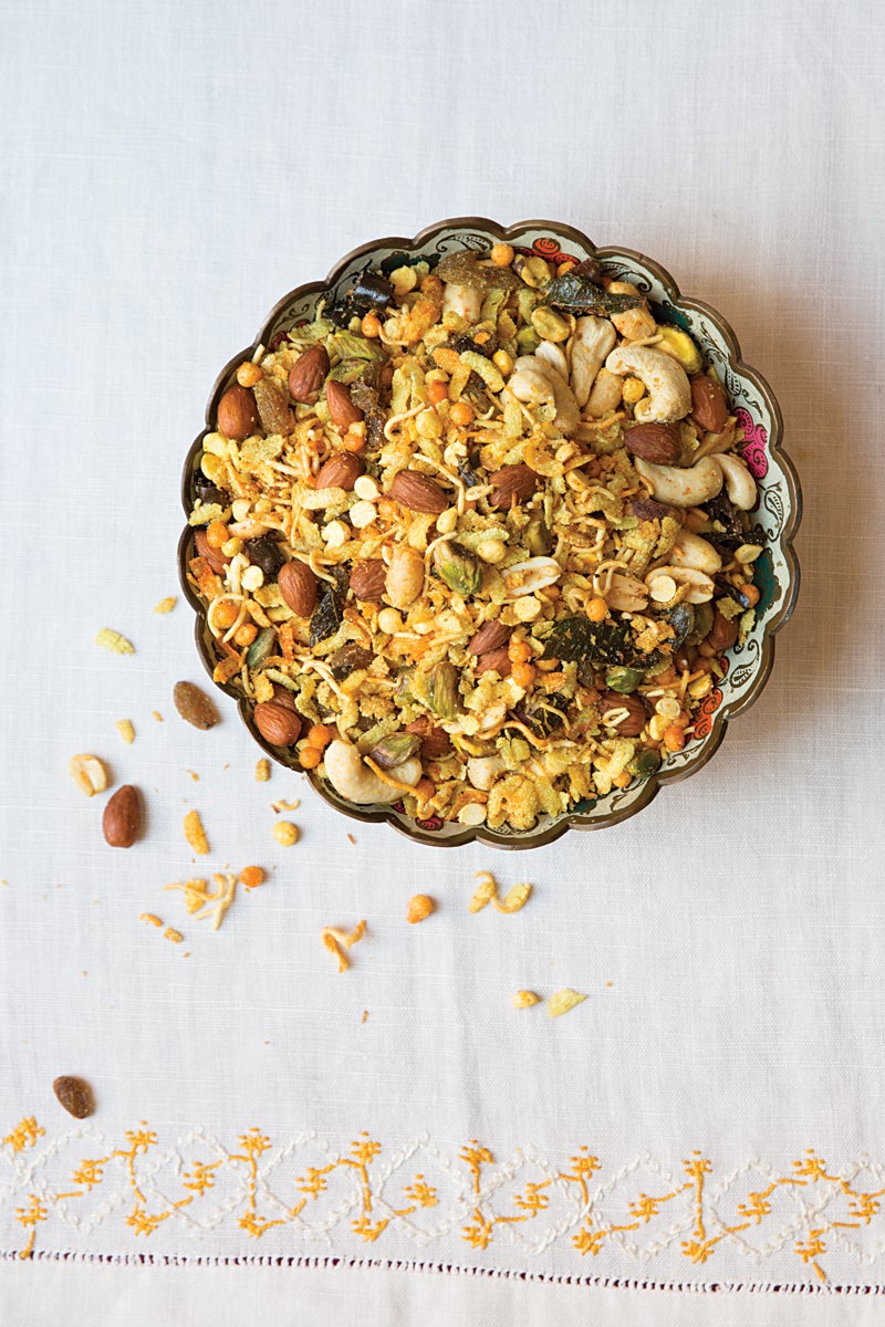 Hot Mix (Indian Spiced Snack Mix) Saveur