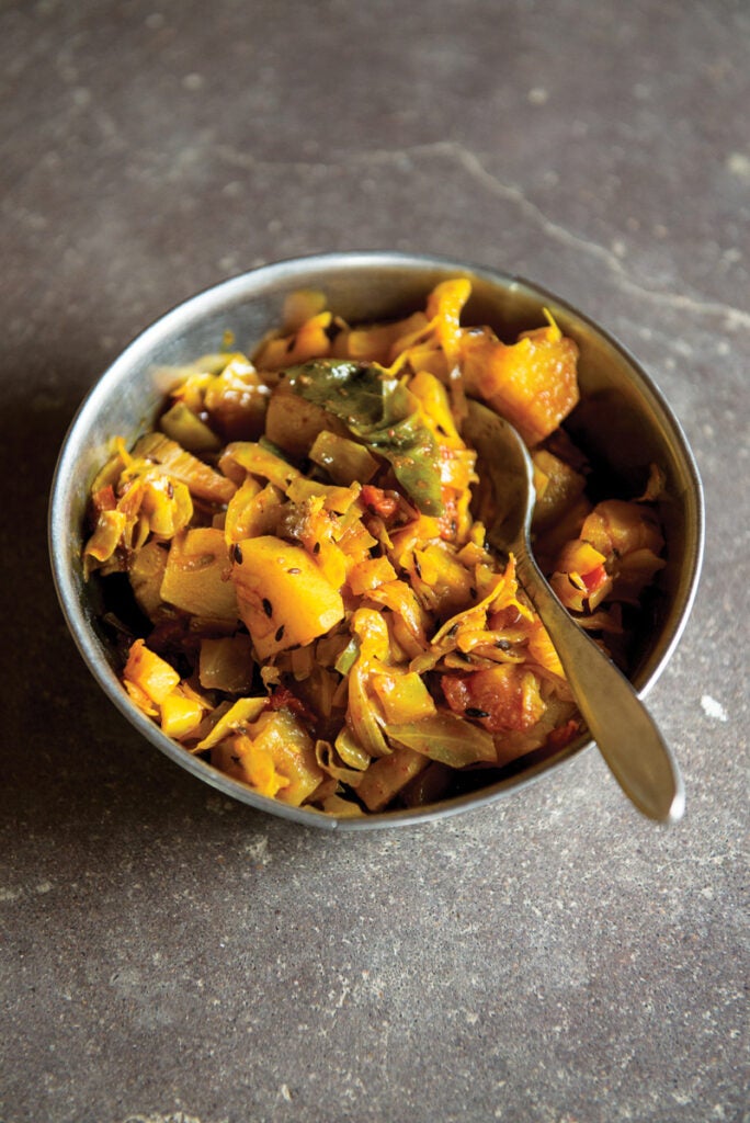 Vegetarian Potato and Cabbage Curry