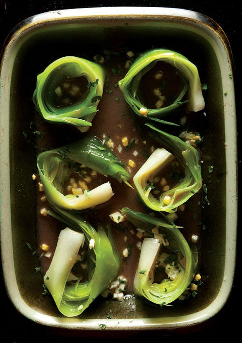 Poireaux Vinaigrette (Marinated Leeks with Herbs)