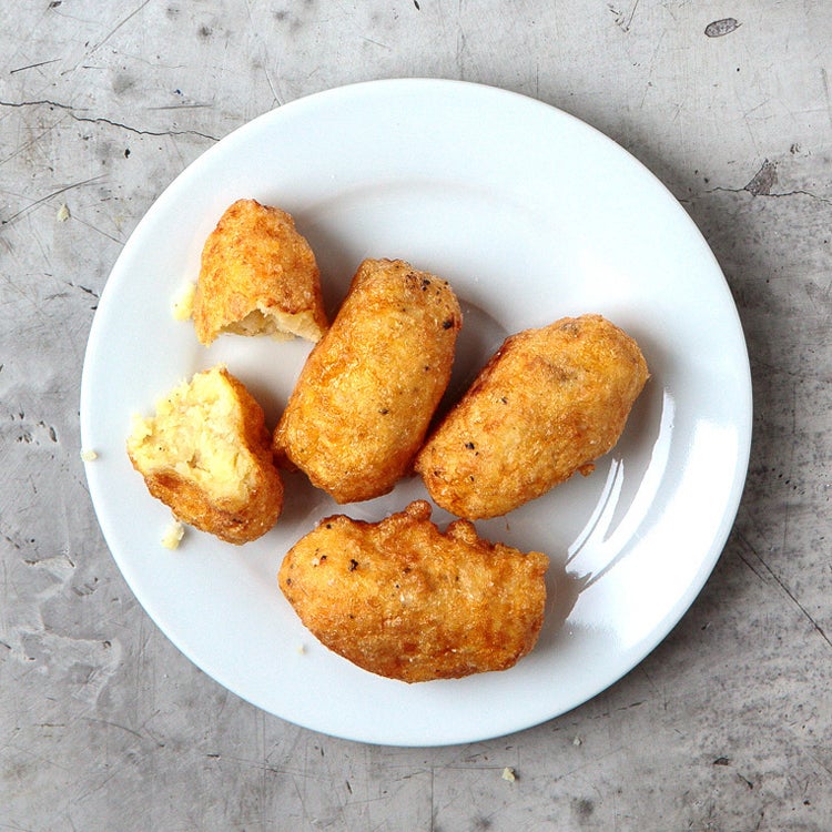 Padang-Style Mashed Potato Fritters (Perkedel Kenteng)