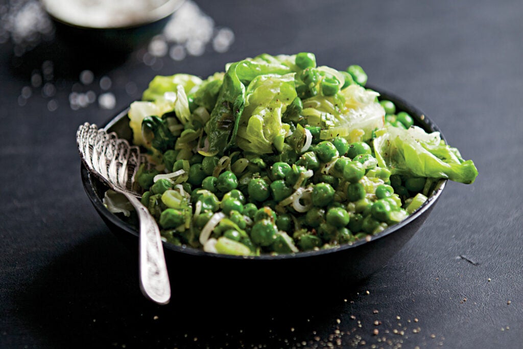 Fresh Peas With Lettuce and Green Garlic