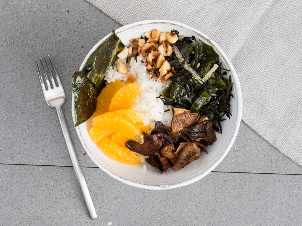 Seaweed Salad with Orange and Macadamia Nuts