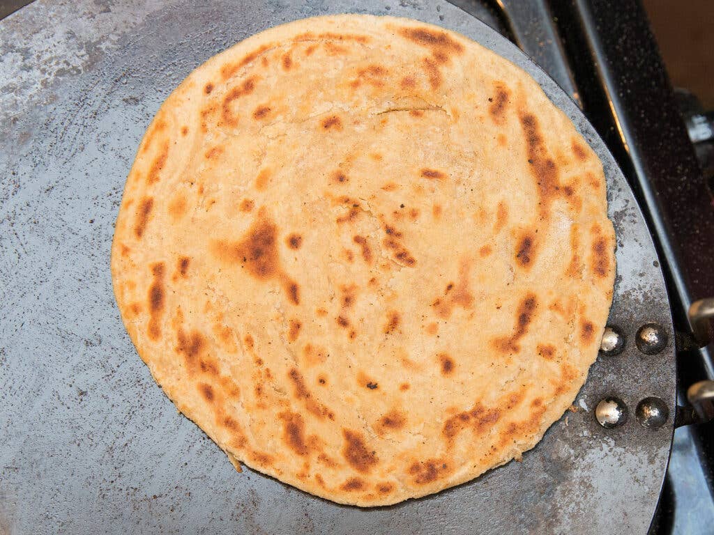 Roti (Indian Whole Wheat Flatbread)