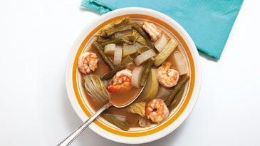 Sour Curry with Shrimp (Kaeng Som Kung)