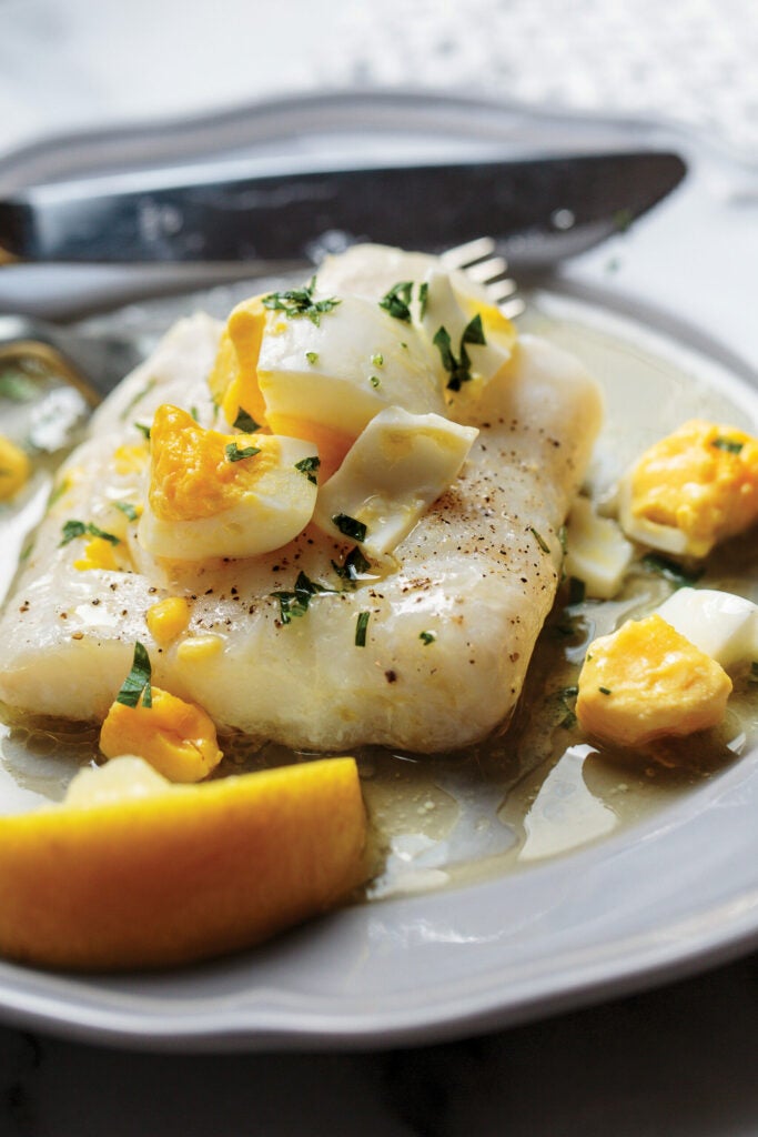 Icelandic cod with egg and butter sauce