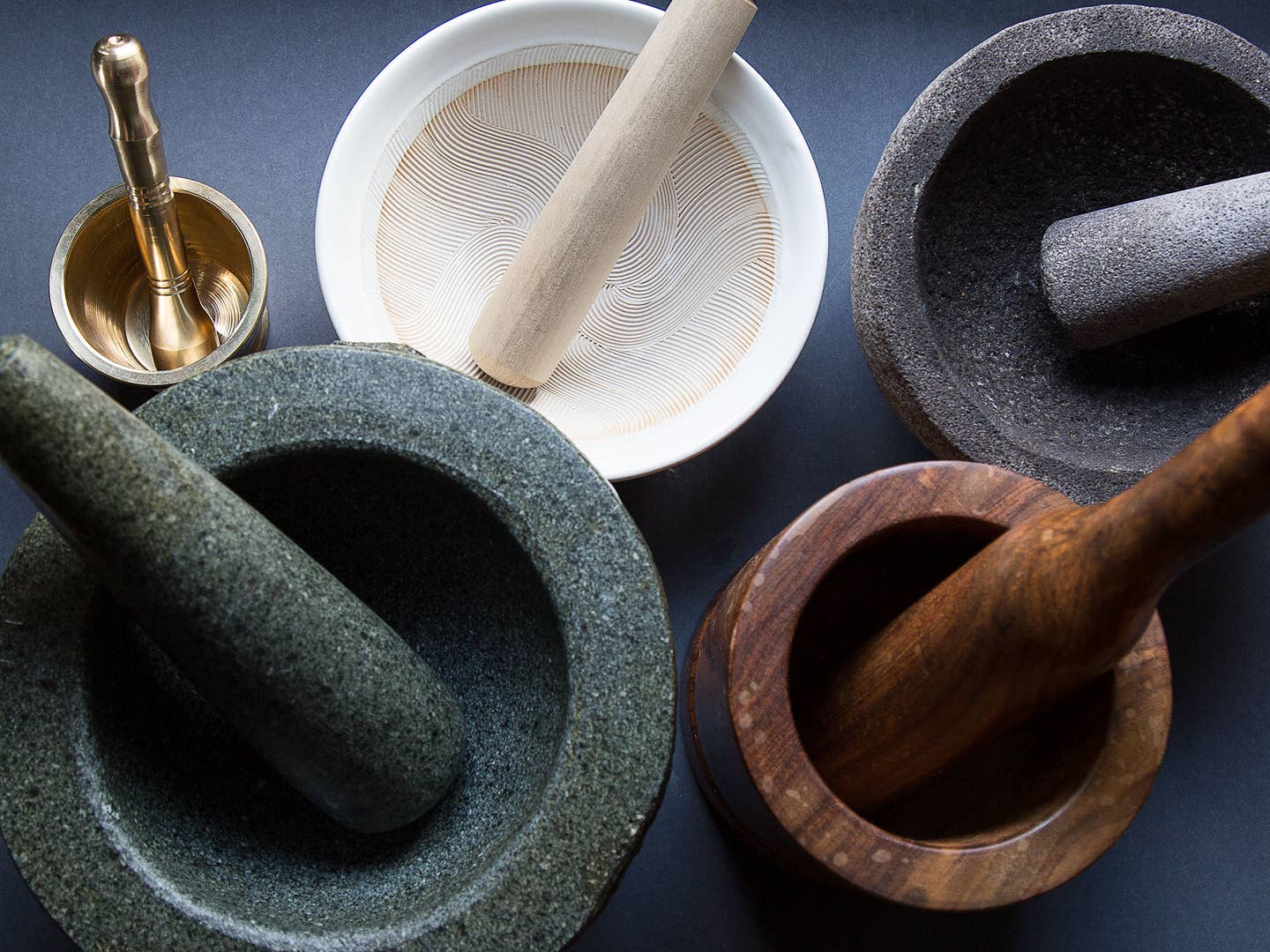 How to Use a Mortar and Pestle