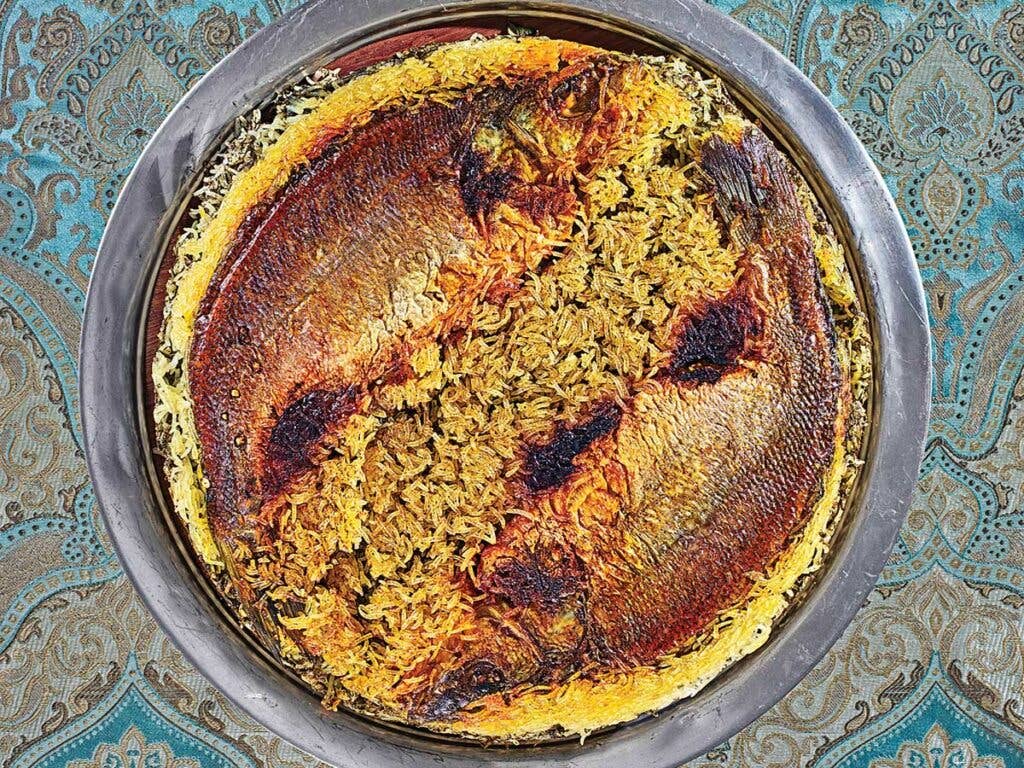 httpswww.saveur.comsitessaveur.comfilesimages201903herbed-rice-with-fish-tahdig-1200&#215;900.jpg
