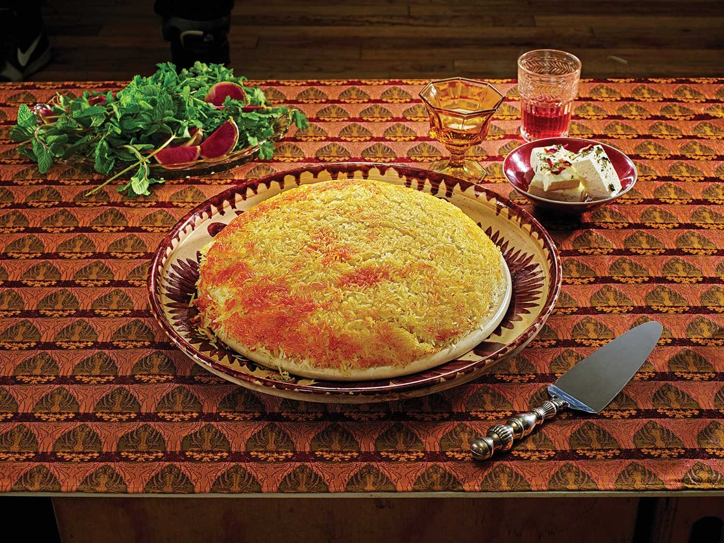 Steamed Saffron Rice with Tahdig (Chelo ba Tahdig)